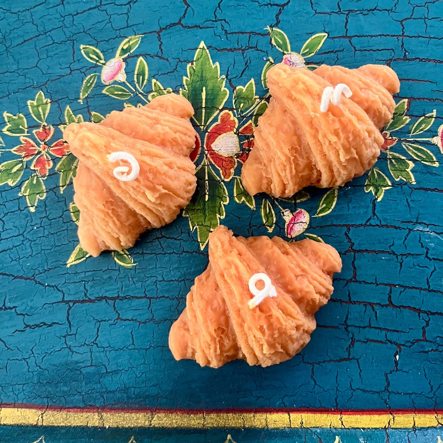 Croissant Candle