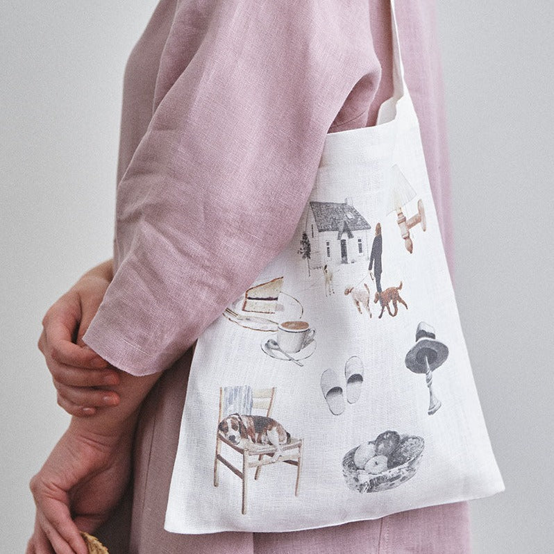 Living with Dogs Bag