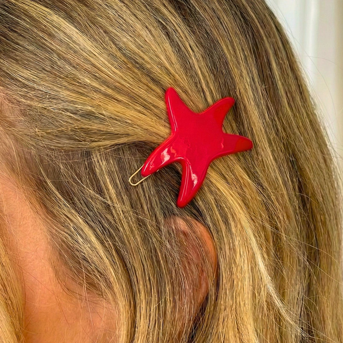 Red Starfish Clip