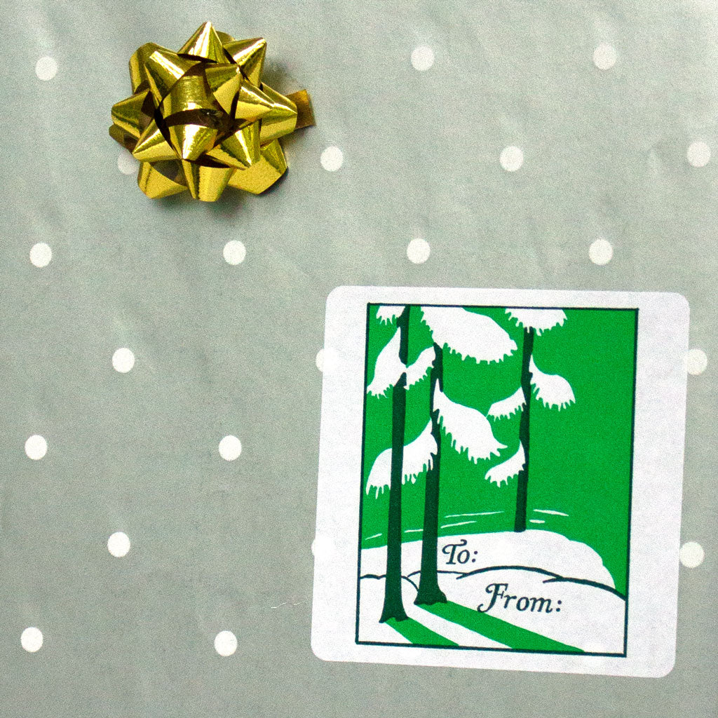 Snow On Greens Gift Tags