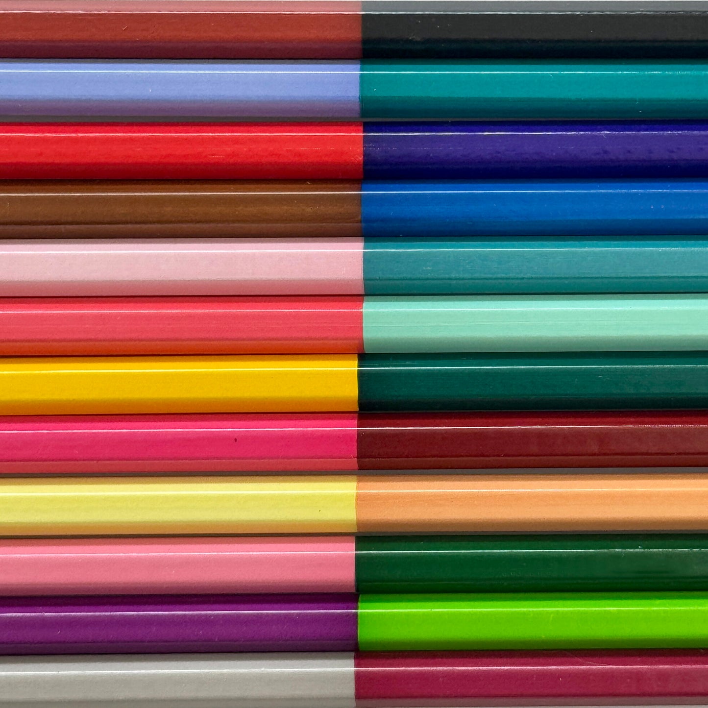 2 Color Pencil Set