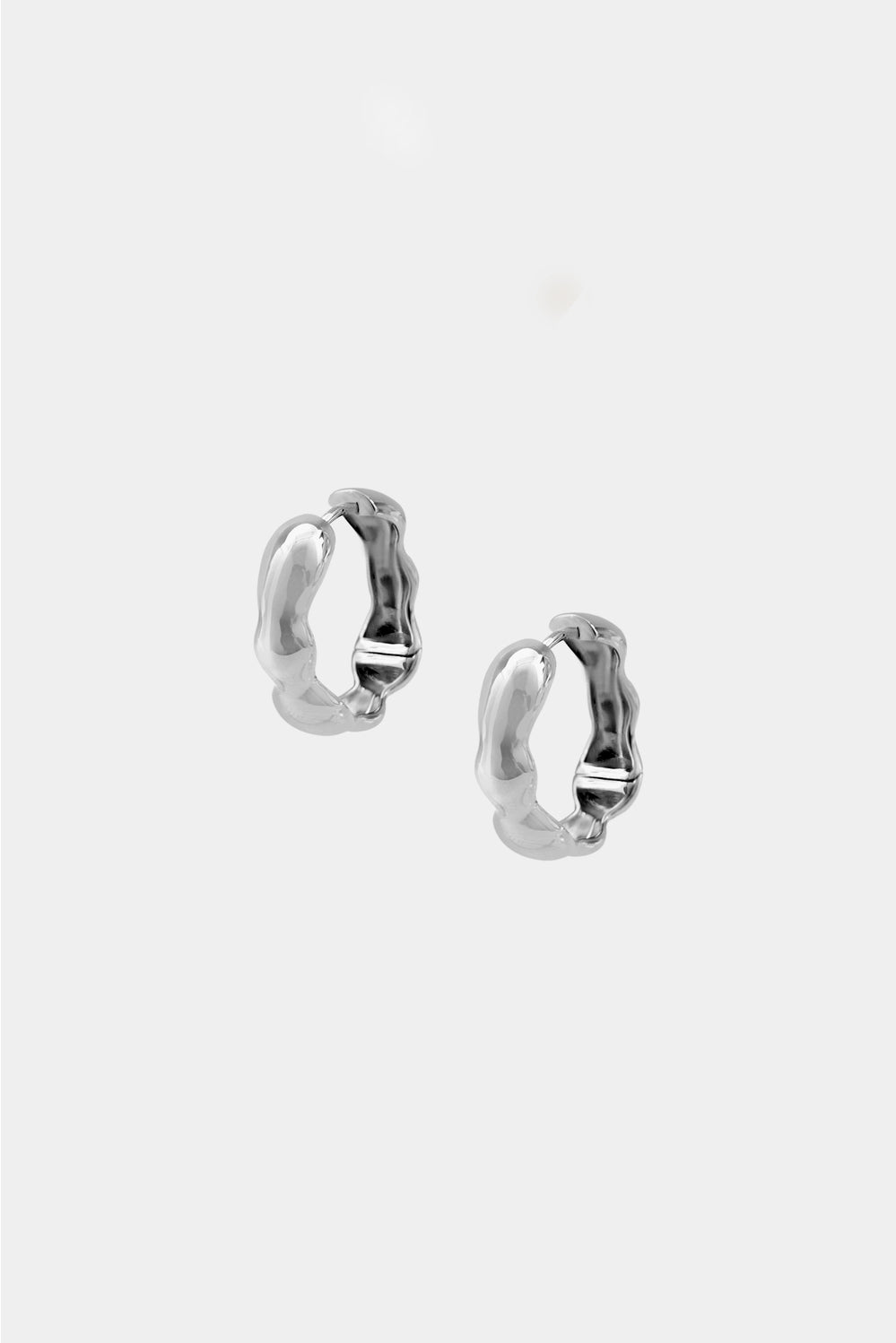 Lara Medium Hoops