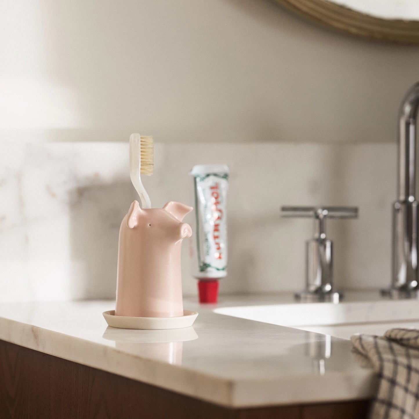 Porcelain Pig Toothbrush Holder